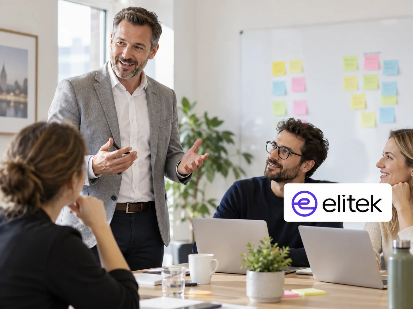 Atelier de conduite du changement en équipe, avec le logo Elitek.