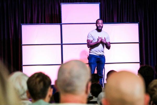 Communication orale en 2026 : 8 astuces professionnelles